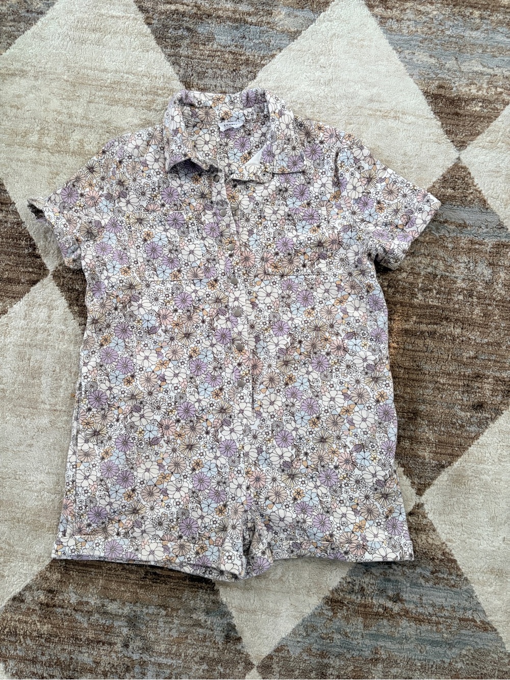 Storia Girls Floral Button-Front Romper in Lavender & Cream
